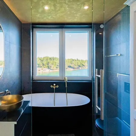 Βίλα Blue Rock *